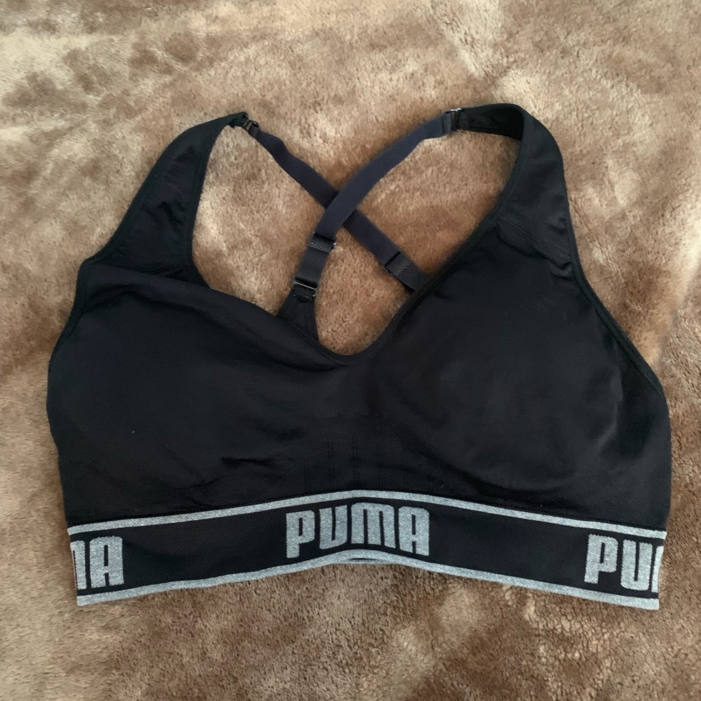 NWOT puma sports bra